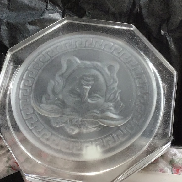 🎄 pGianni Versace Rosenthal Medusa Glass Coaster New In Box Authentic Gift Idea - Picture 2 of 4